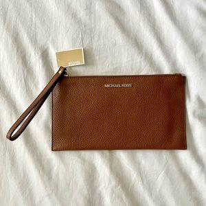 Michael Kors Jet Set Large Zip Wristlet